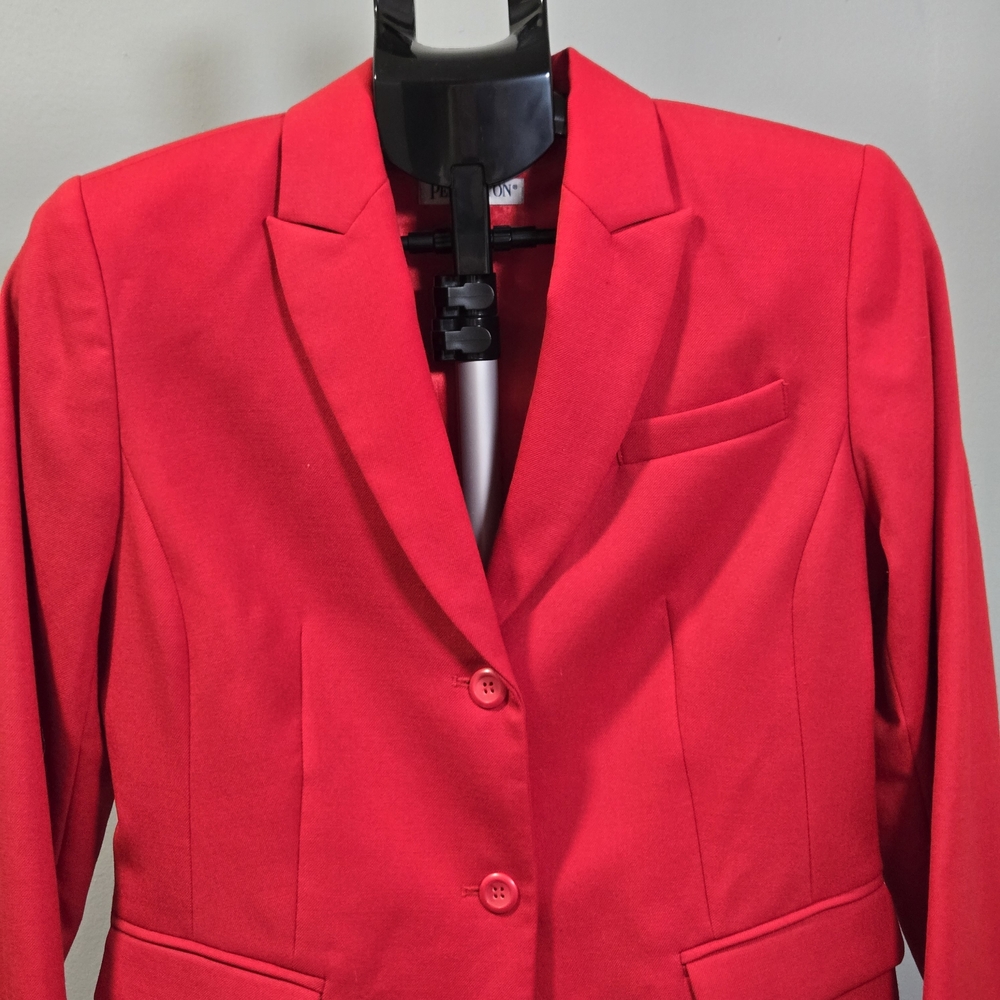 Pendleton Women’s Red Blazer Size 6 Made in the USA 100% Virgin Wool Vintage